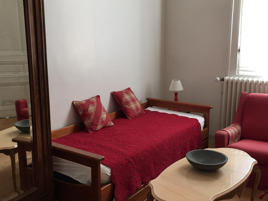 Chambres D'Hotes - Villa Ariane Honfleur Oda fotoğraf